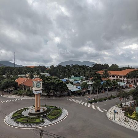 Sao Mai Hotel Chi Khu Co Ong ภายนอก รูปภาพ